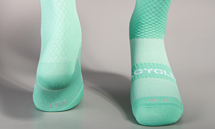 ¿Por qué merecen atención los calcetines específicos de ciclismo?